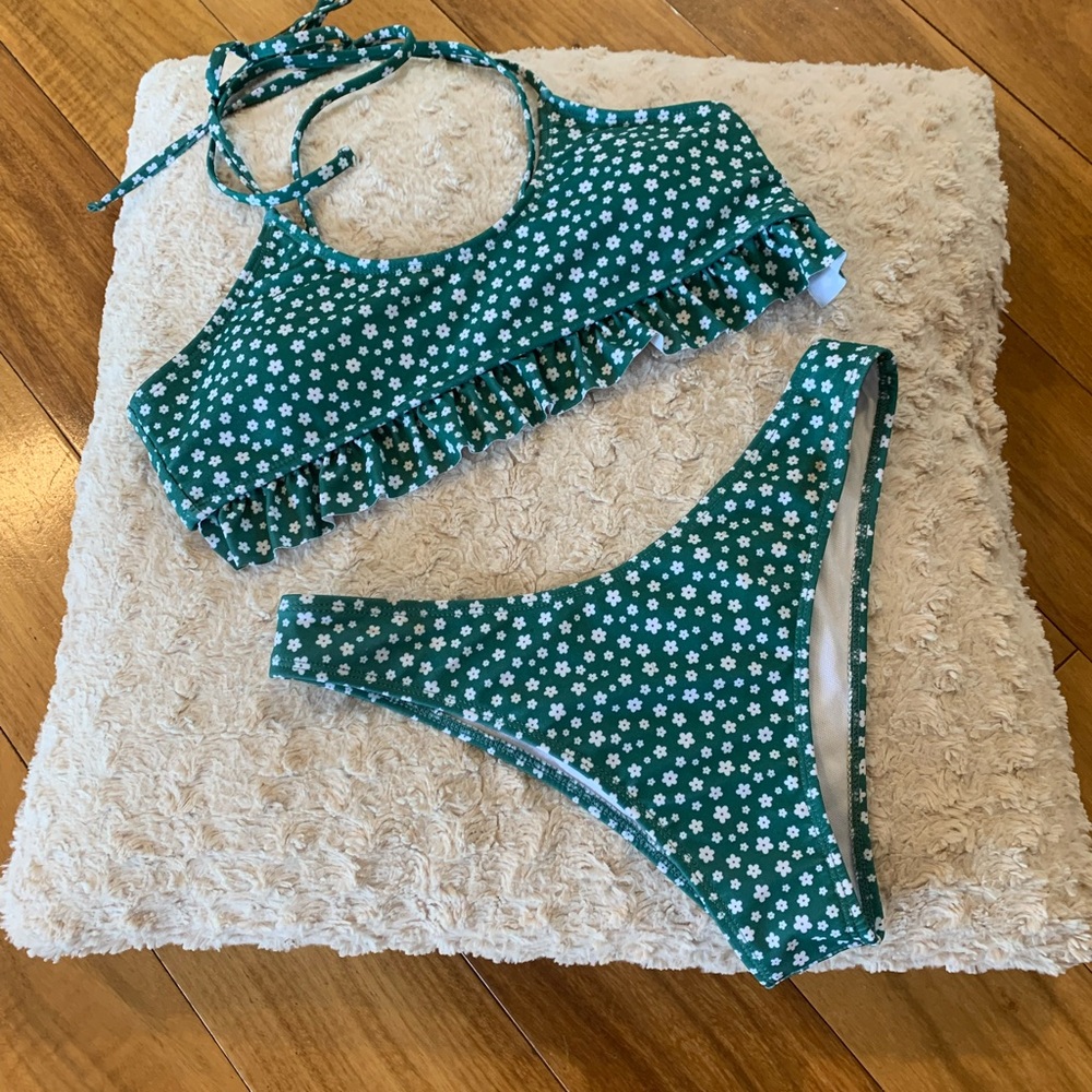 SHEIN Swimsuit Size S